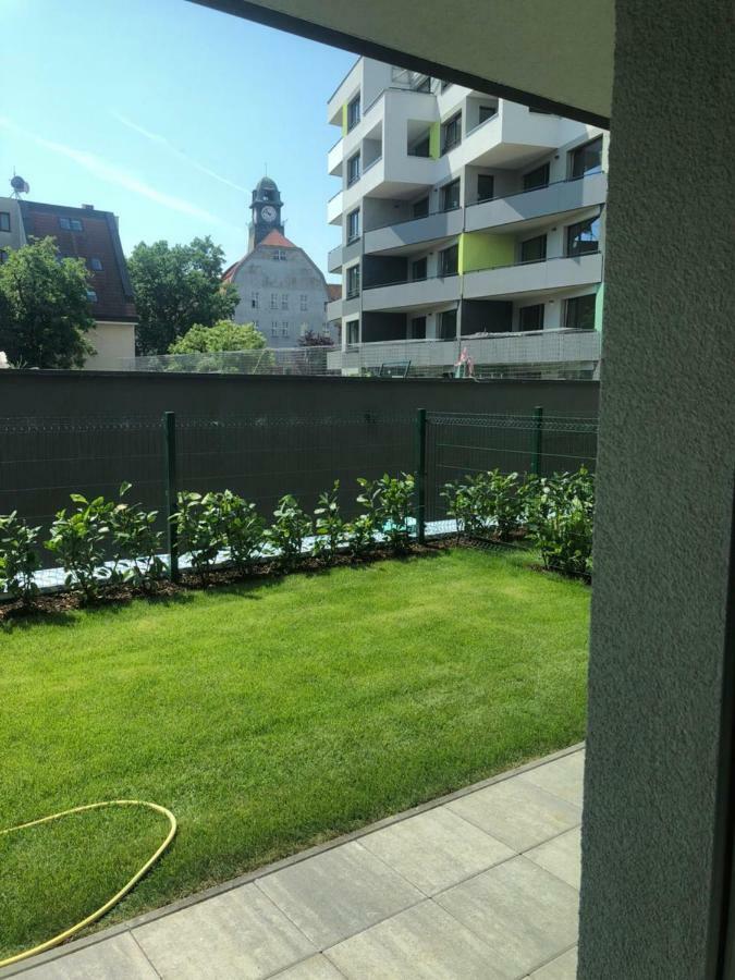 קושיצה Garden Apartman Radnica - Private Parking Included מראה חיצוני תמונה