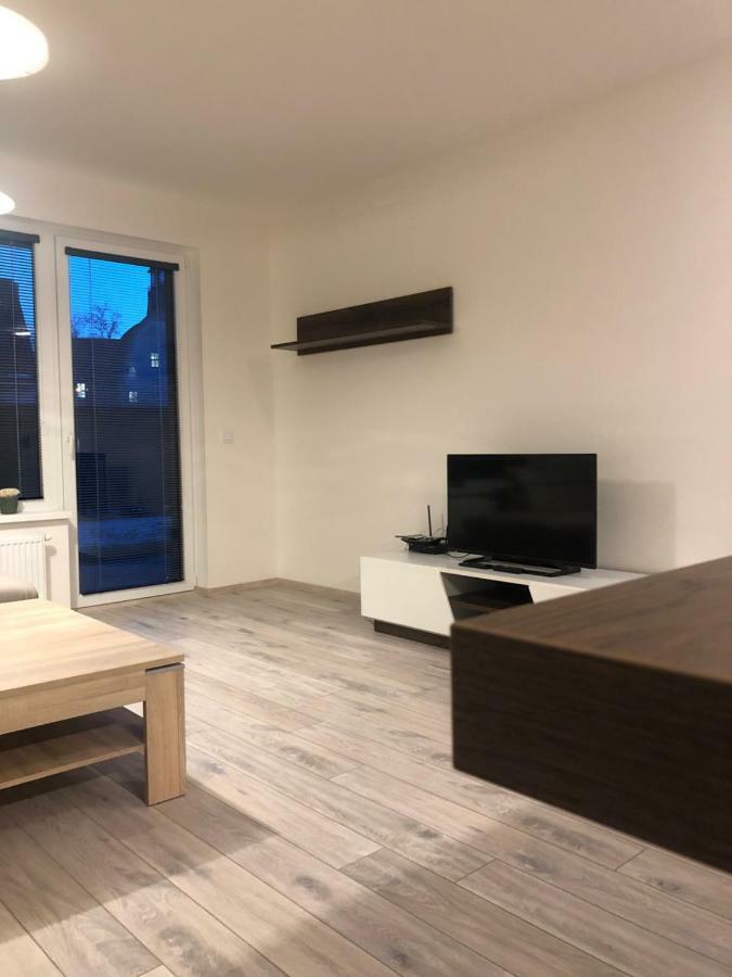 קושיצה Garden Apartman Radnica - Private Parking Included מראה חיצוני תמונה